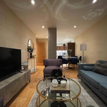 Stunning Westminster Apartment - 9 Albert Londyn Zewnętrze zdjęcie