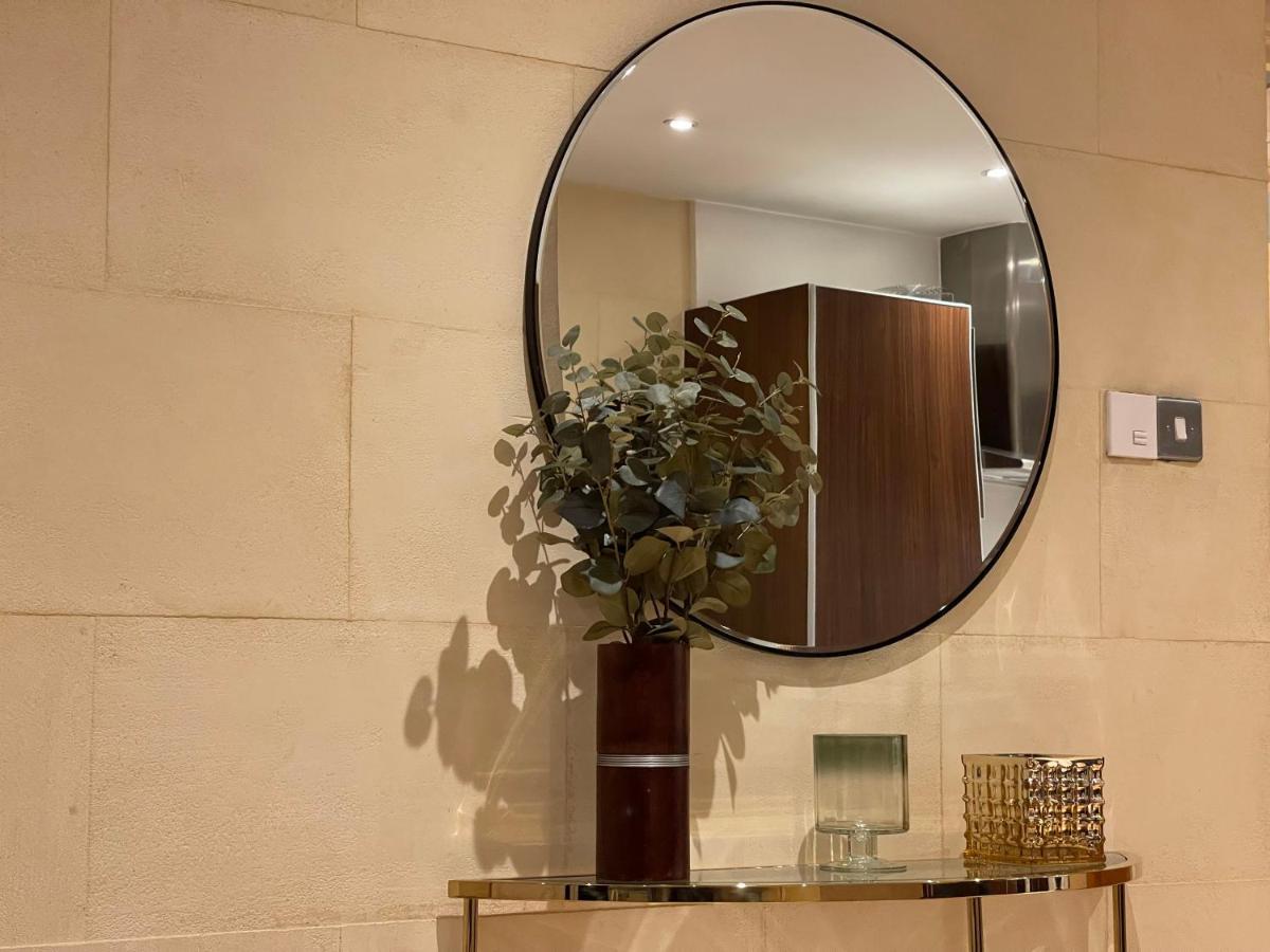 Stunning Westminster Apartment - 9 Albert Londyn Zewnętrze zdjęcie