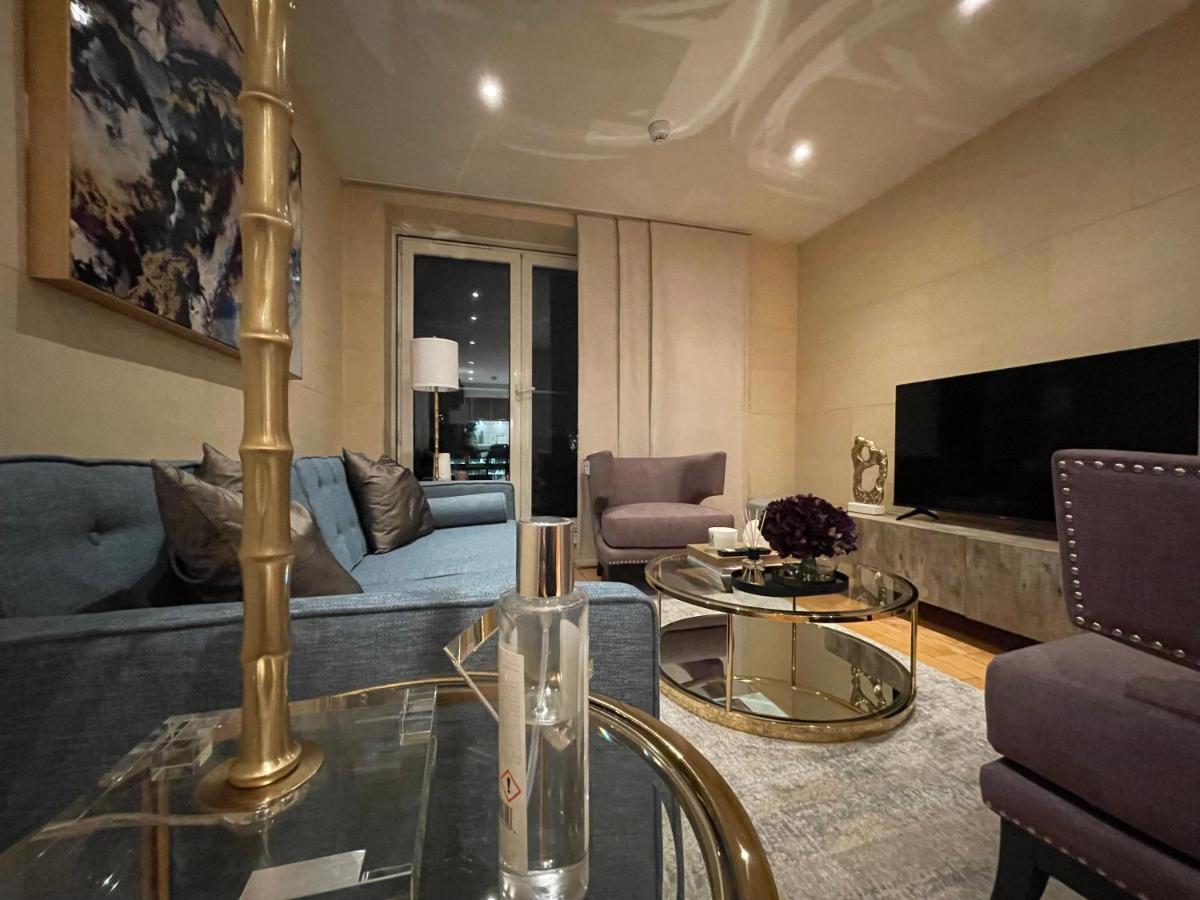 Stunning Westminster Apartment - 9 Albert Londyn Zewnętrze zdjęcie