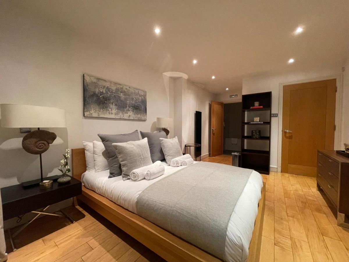Stunning Westminster Apartment - 9 Albert Londyn Zewnętrze zdjęcie
